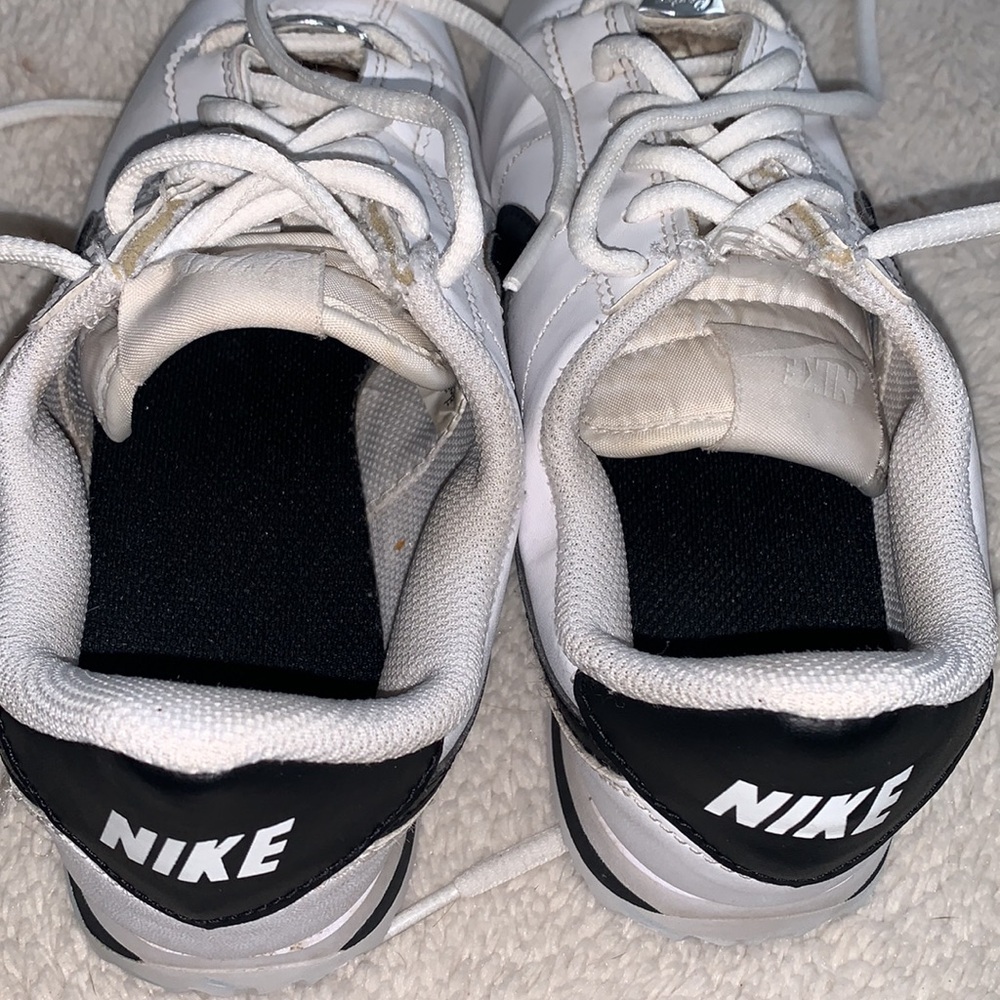 Nike Cortez Sneakers White & Black Kids 4 - Picture 4 of 12